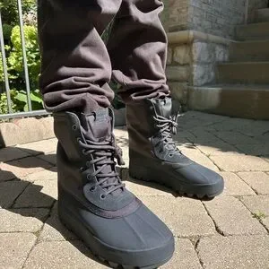 Adidas Yeezy 950 (Size 8.5) BRAND NEW Shop Black Mens adidas adidas Yeezy 950 Boots – Shoebacca main image 3